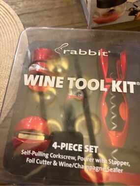 Bed Bath & Beyond Rabbit Red Wine Tool Kit